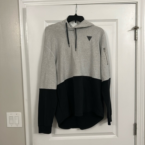 Hollister Hoodie. Size Large. - Picture 1 of 3